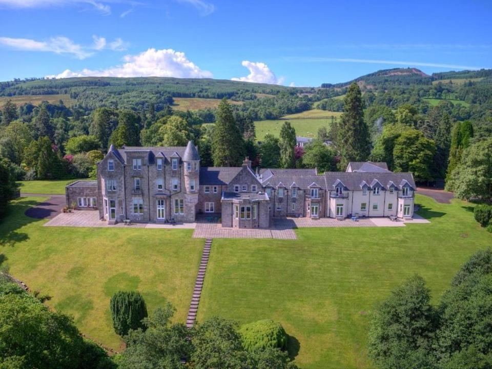 Ferienwohnung Lomond Castle Penthouse Luss Exterior foto